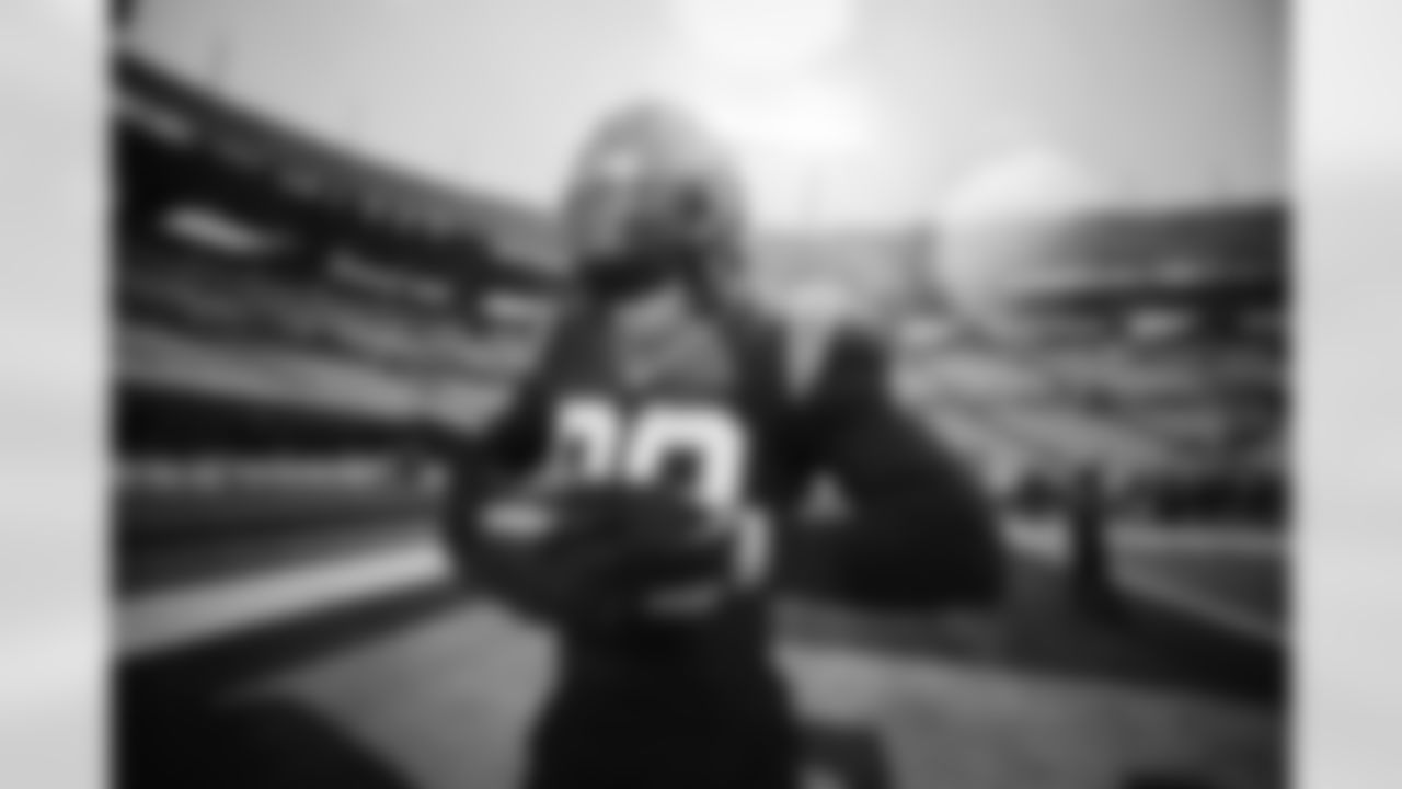 231217 Falcons In-Game-103
