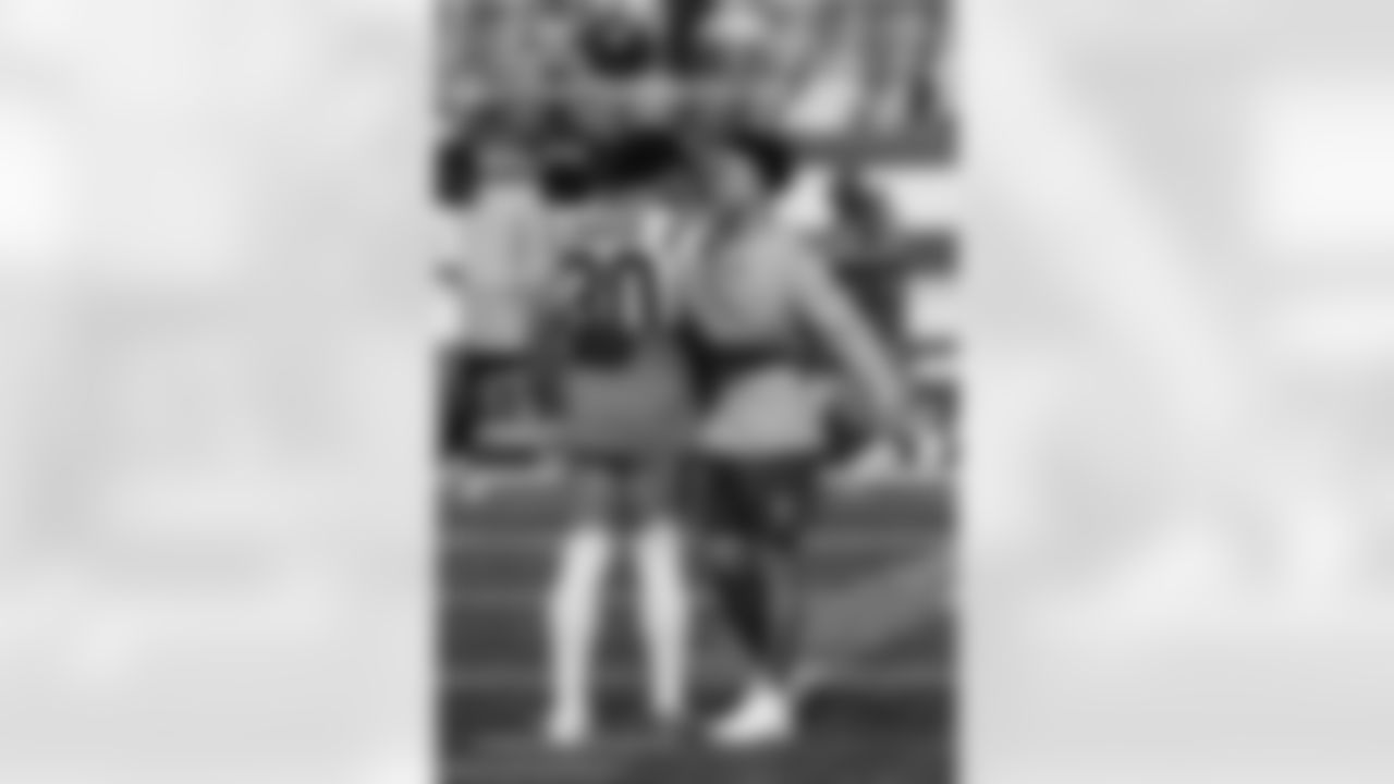 101925_CARvsNYJ_AS104331