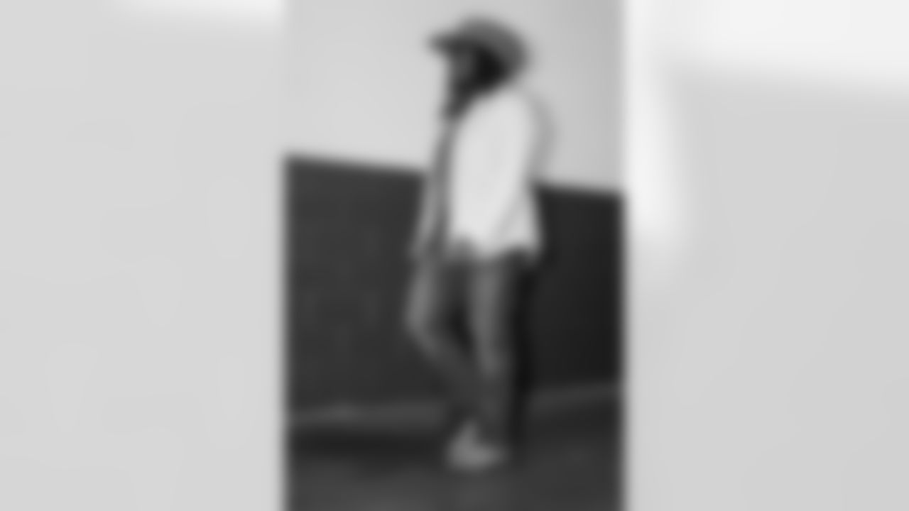 121425_CARatNO_AS301654