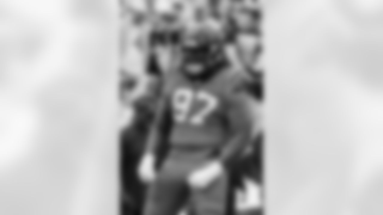 101225_DALvsCAR_AH307879-2