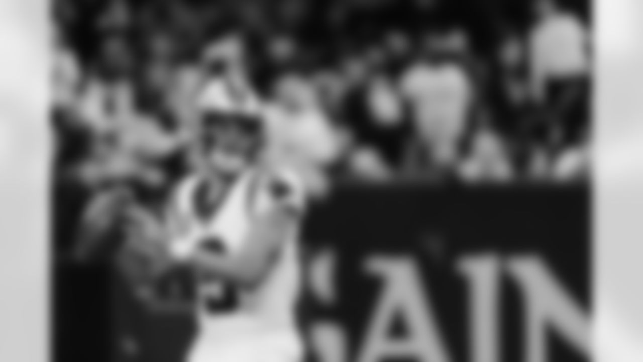 121425_CARatNO_AS106327