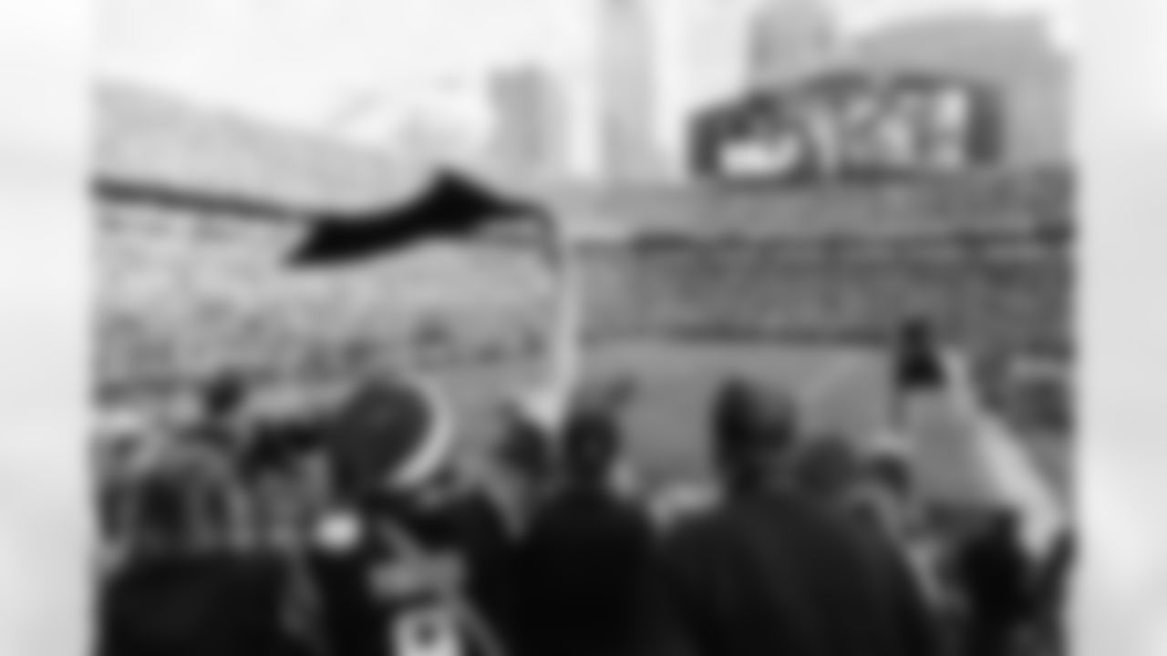 122125_CARvsTB_KJ1_4594