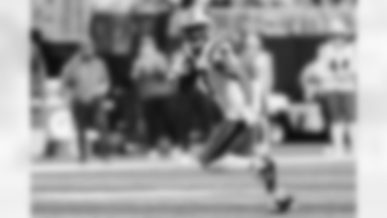 111625_CARatATL_AS109983