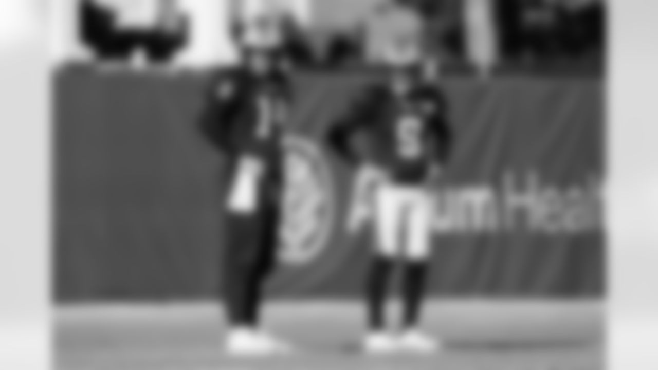 The Carolina Panthers practice on Thursday, Dec. 11, 2025 at Bank Of America Stadium in Charlotte, NC.