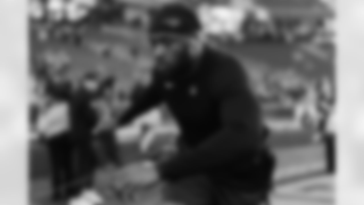 112425_CARatSF_AS306444