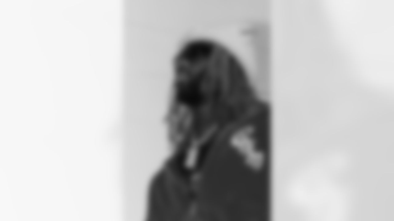 121425_CARatNO_AS301610