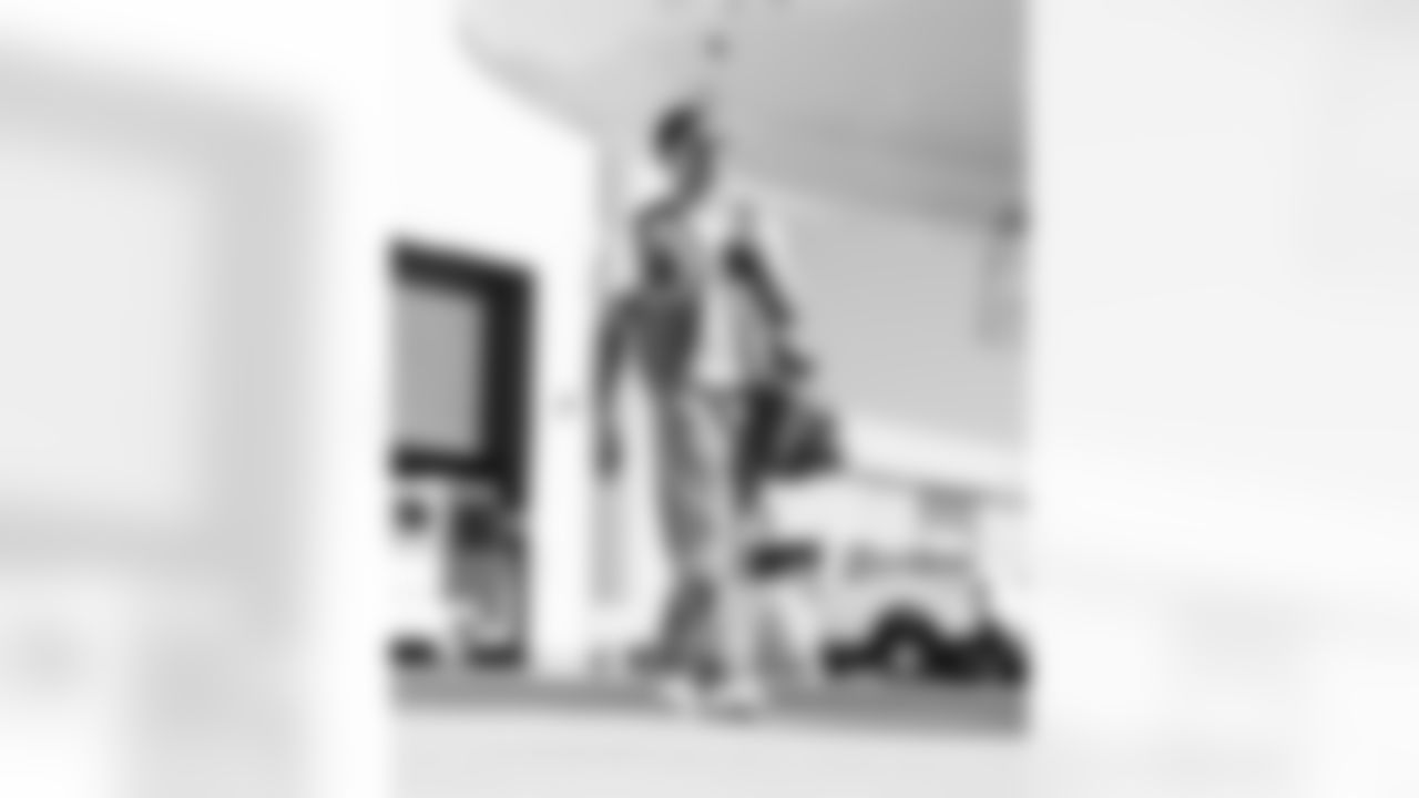 112325_CAR_at_SF_CB_6282