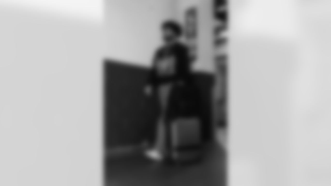 121425_CARatNO_AS301575