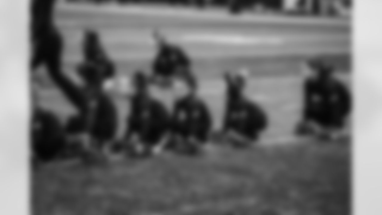 251130ENTvsLARamsHaltime-28