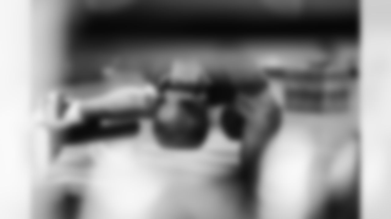 122225_WeightRoom_AH_Originals-302716