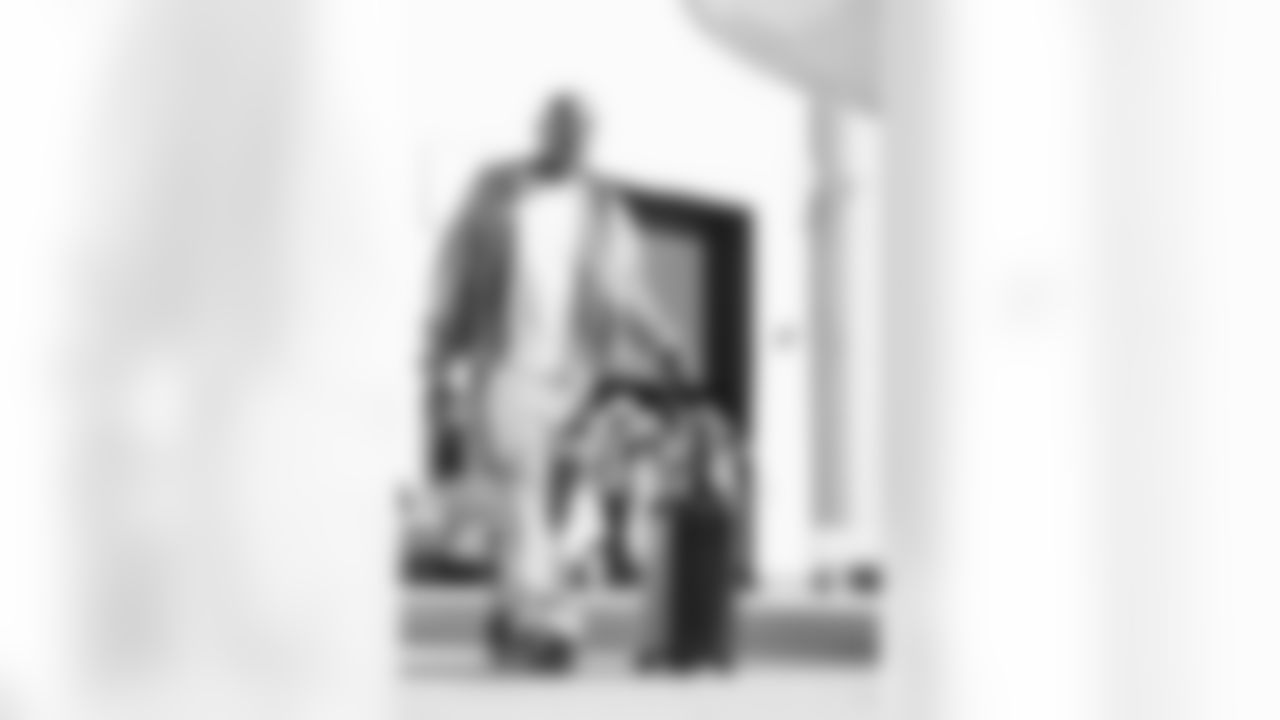 112325_CAR_at_SF_CB_2999