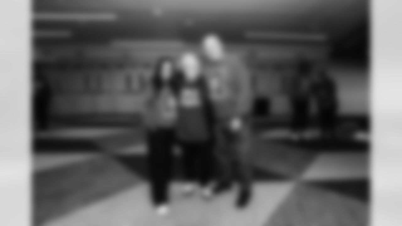 120925_JTTC_SELECTS-309281