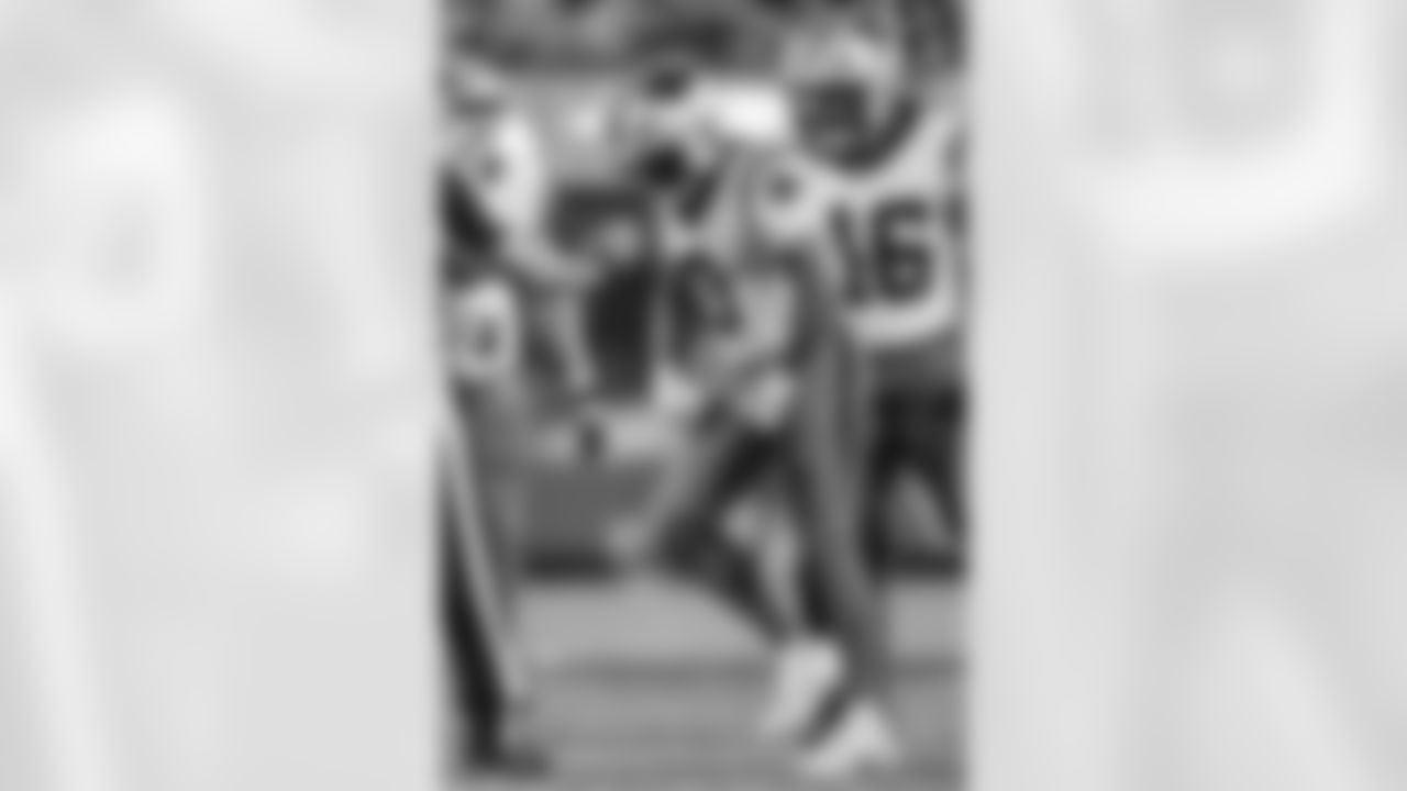 082125_PITvsCAR_DSC02383