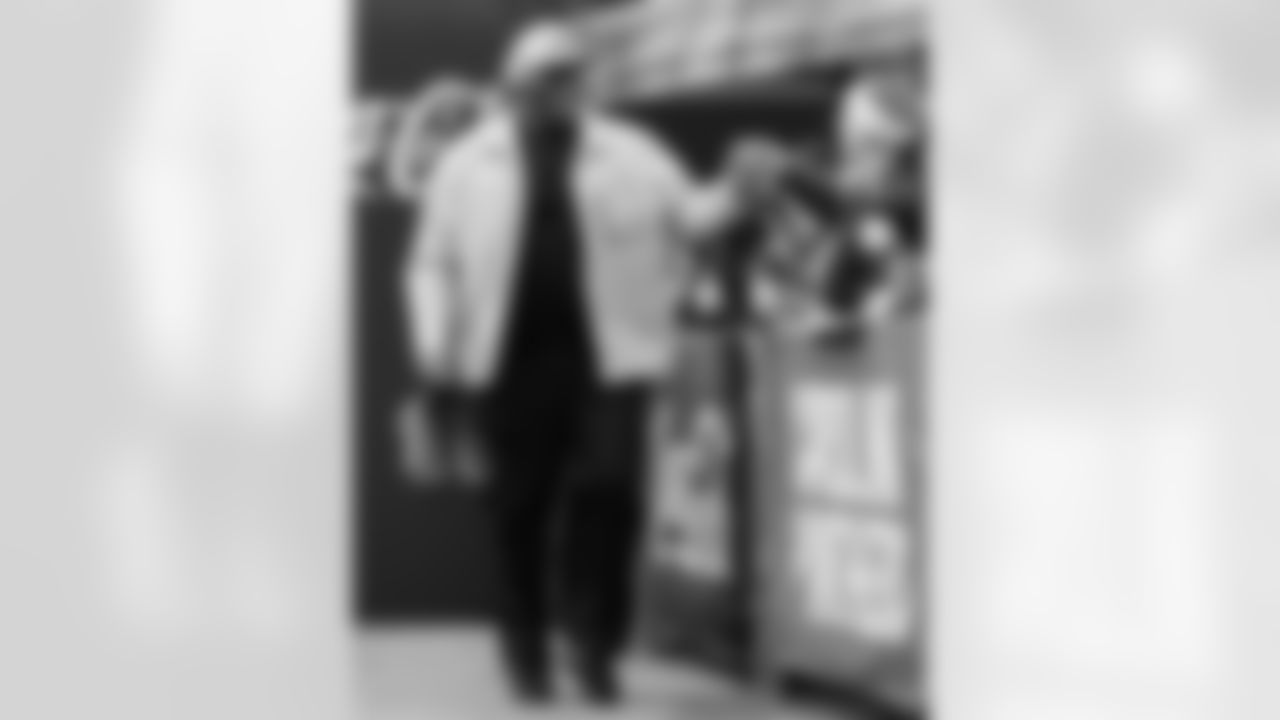 122125_CARvsTB_CB205374-2