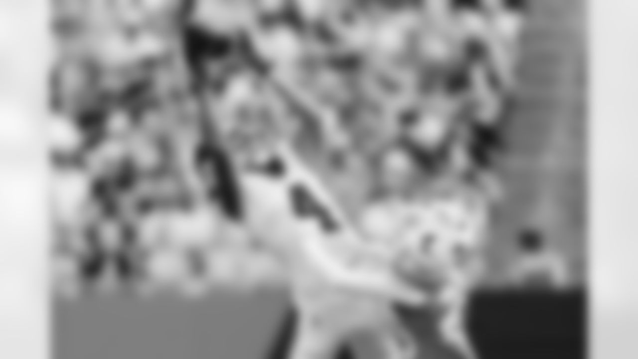 100525_CARvsMIA_AS306369