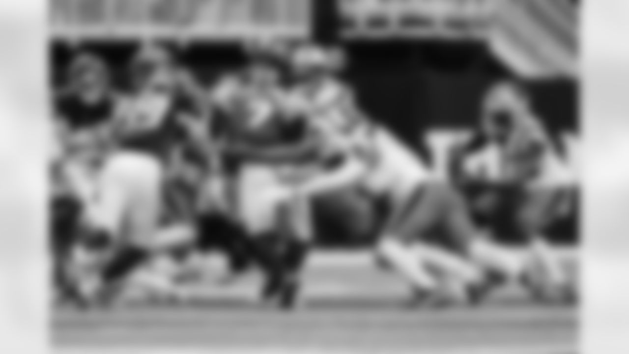 111625_CARatATL_AS100214