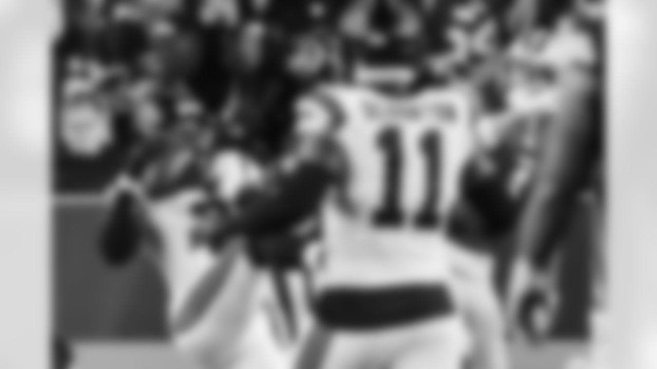 112425_CARatSF_AS101640-4