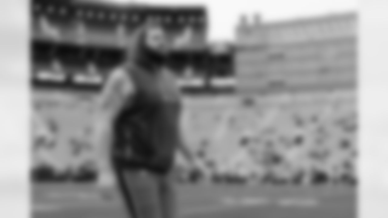 110225_CARatGB_AS204234