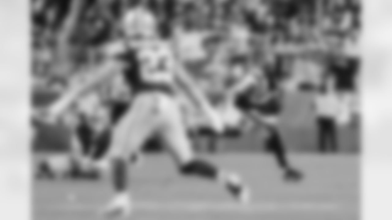 112425_CARatSF_AH204521