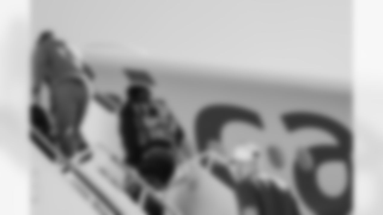 112325_CAR_at_SF_CB_6198