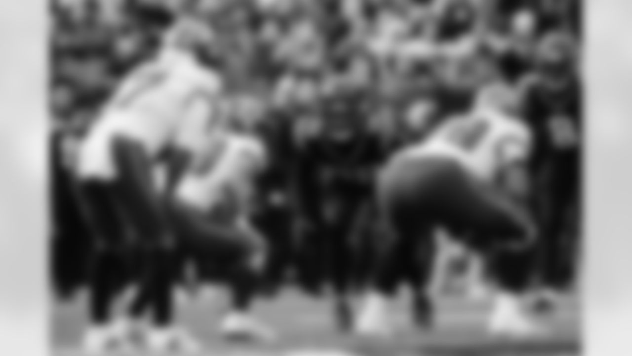 122125_CARvsTB_LW1_8421