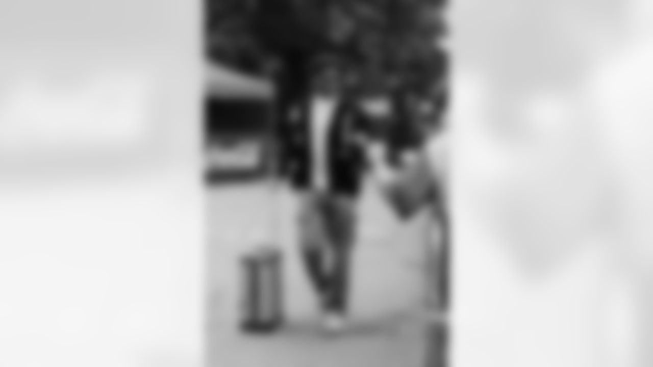 101225_DALvsCAR_AH109402