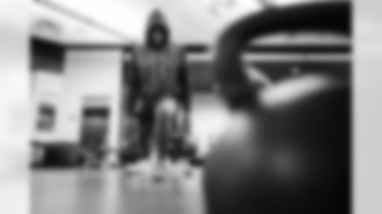 122225_WeightRoom_AH_Originals-205302