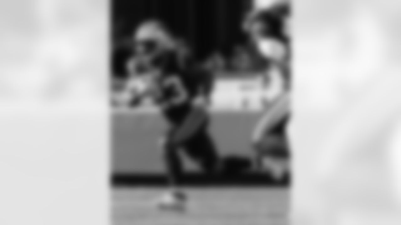 110925_CARvsNO_AS307862