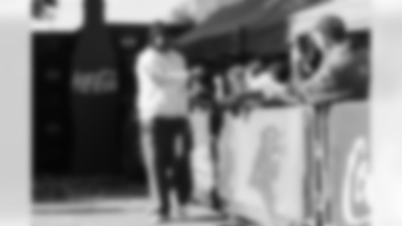 110925_CARvsNO_CB205244