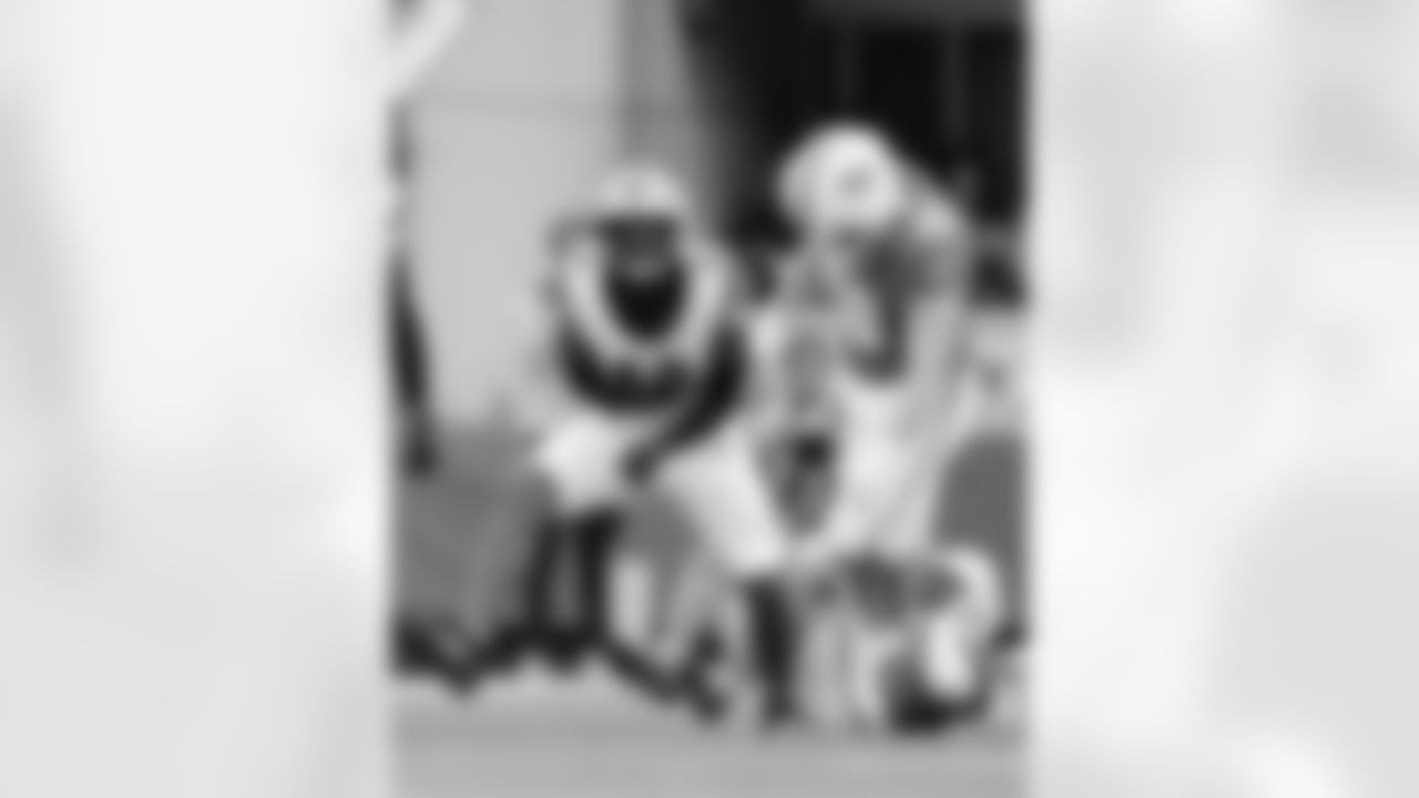 100525_CARvsMIA_AS106280-2