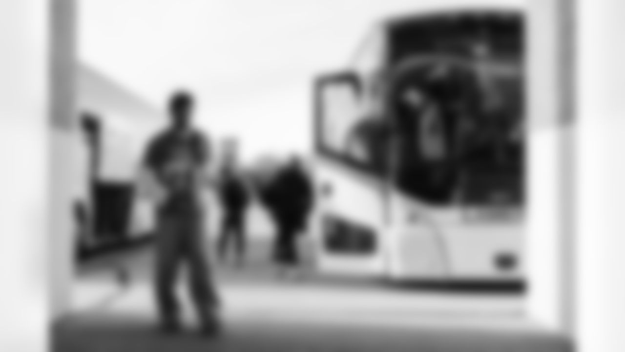 110225_CARatGB_AH304095