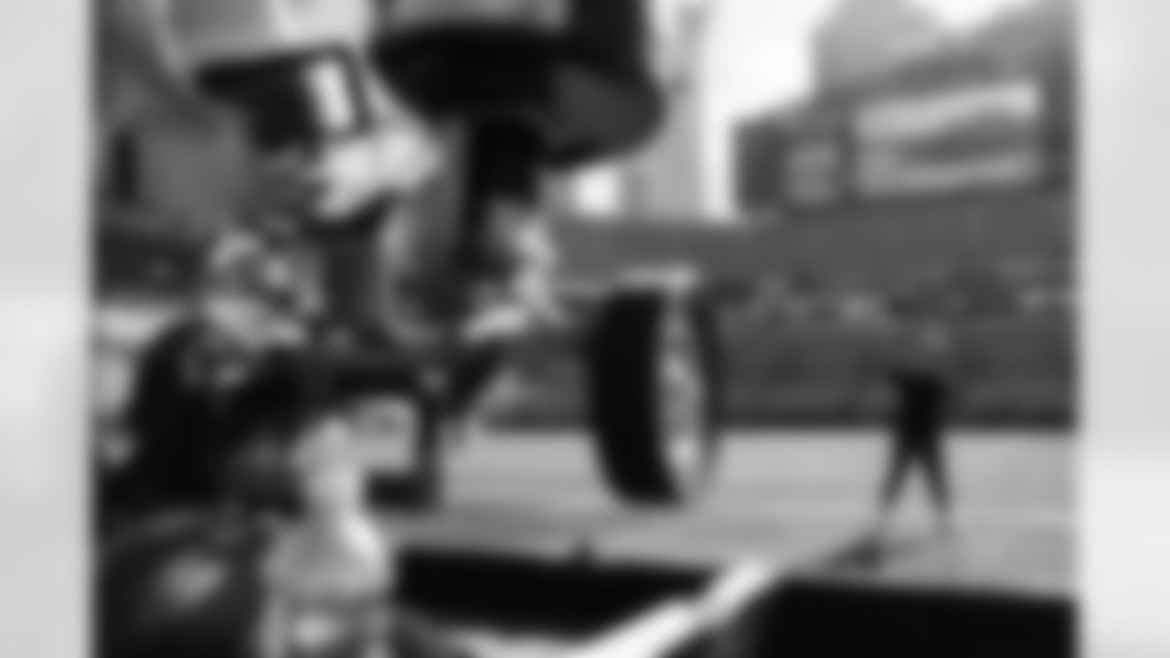 110925_CARvsNO_AS206492