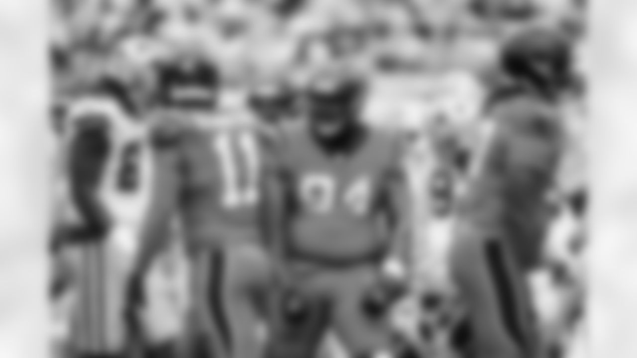 101225_DALvsCAR_LW1_7452