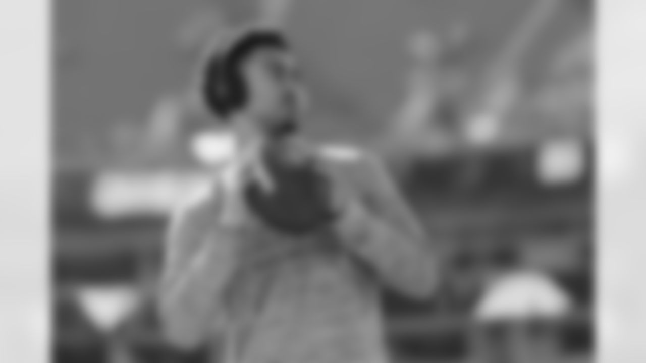 110925_CARvsNO_AS206989