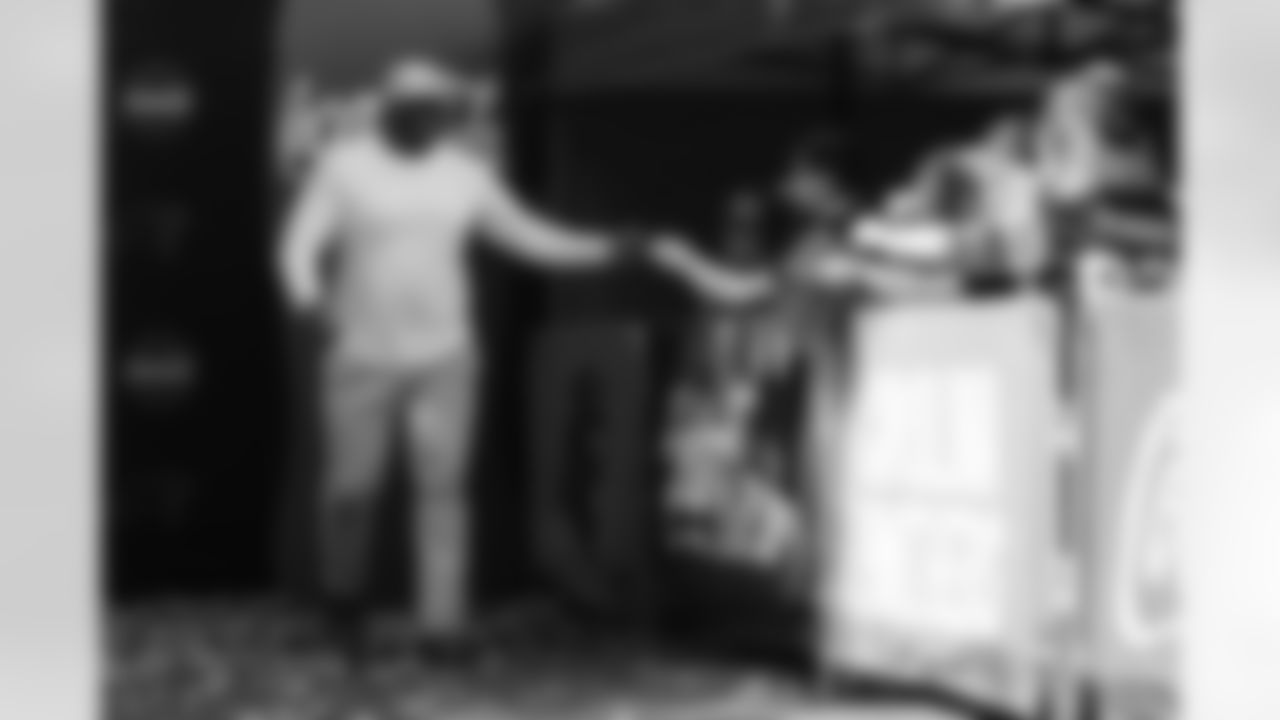 110925_CARvsNO_CB204441