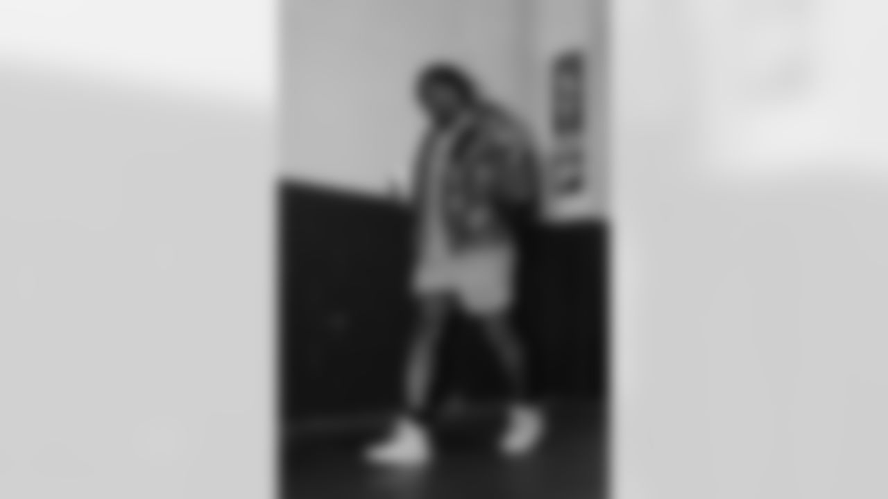 121425_CARatNO_AS301670