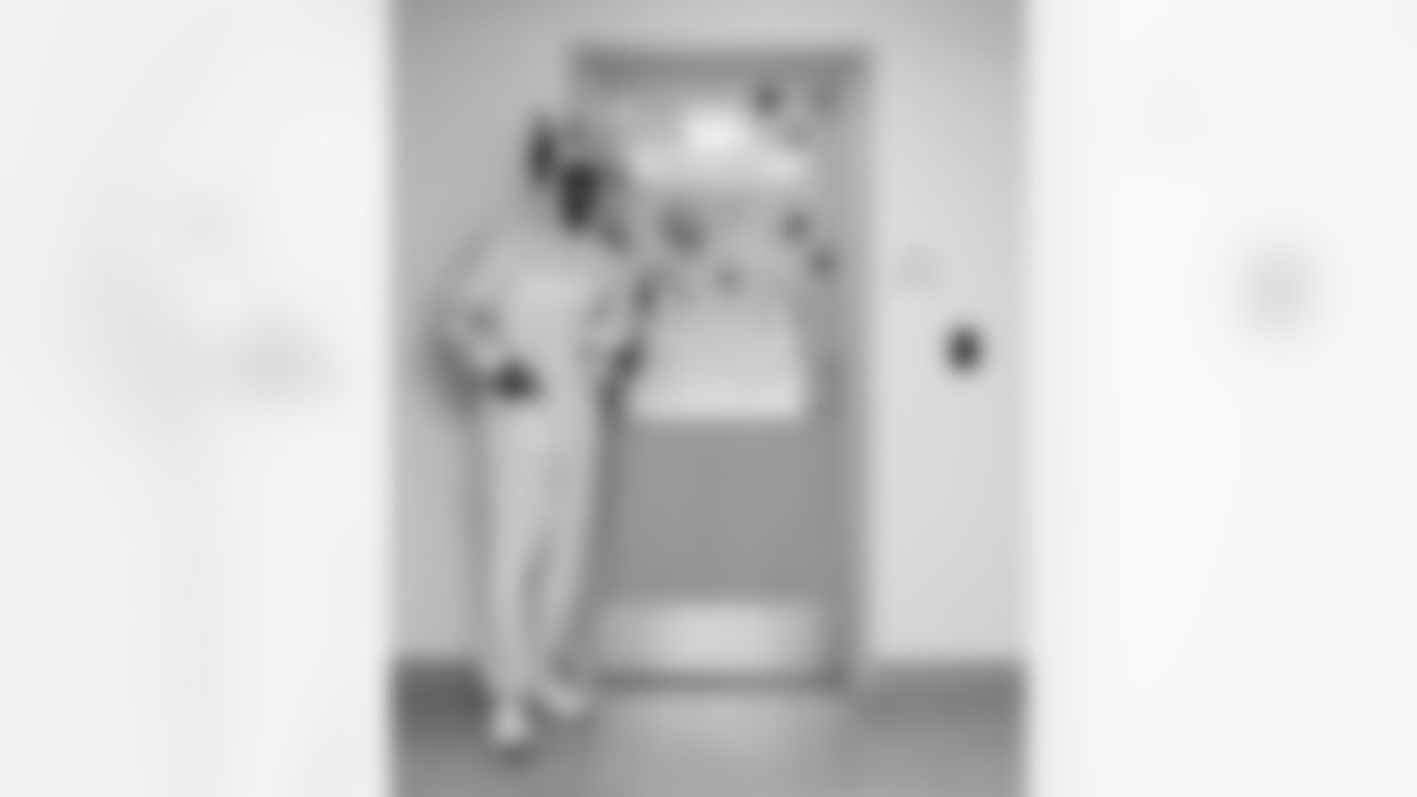 The Carolina Panthers visit Levine Children's Hospital on Tuesday, Oct. 28, 2025 in Charlotte, NC. (Photo by Cassie Baker//Carolina Panthers)