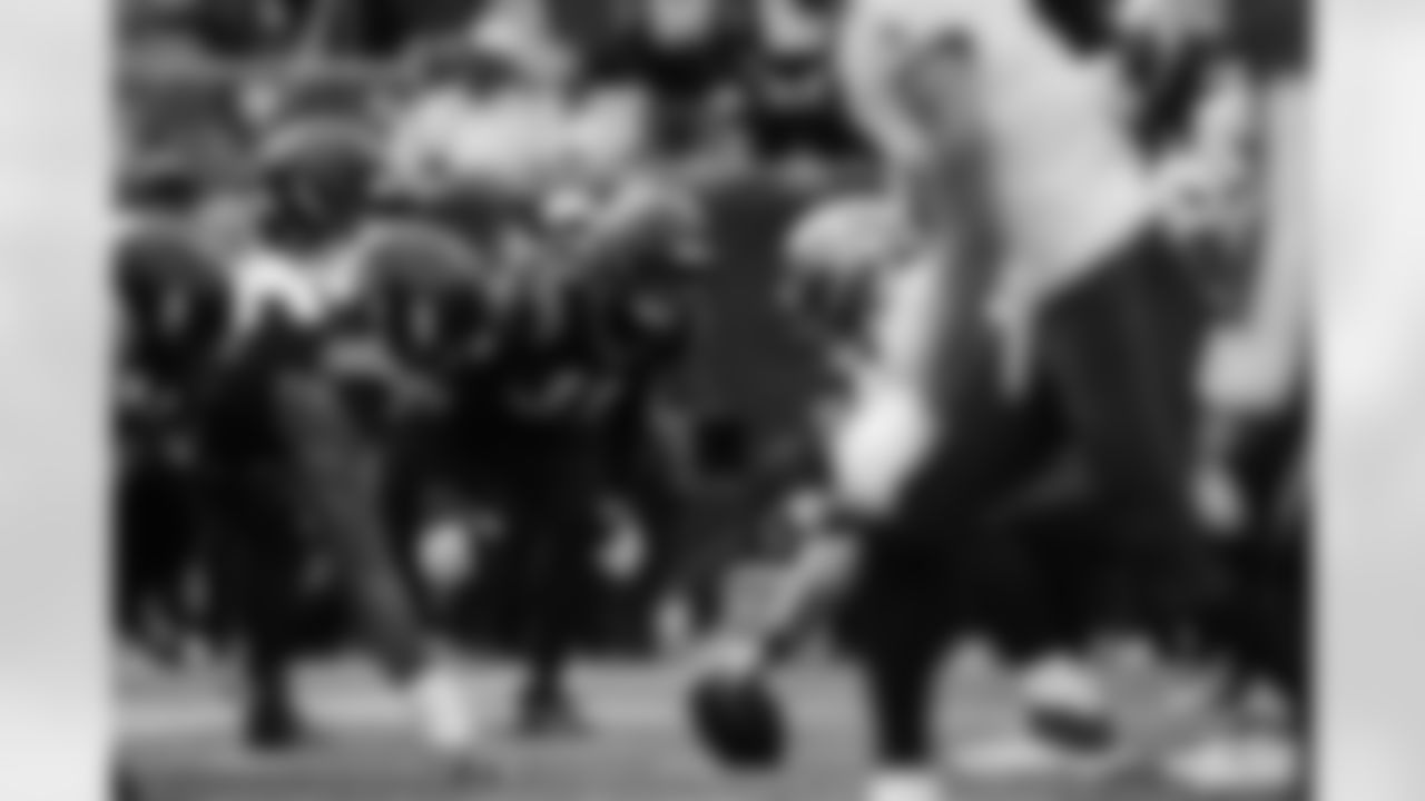 122125_CARvsTB_LW1_9485