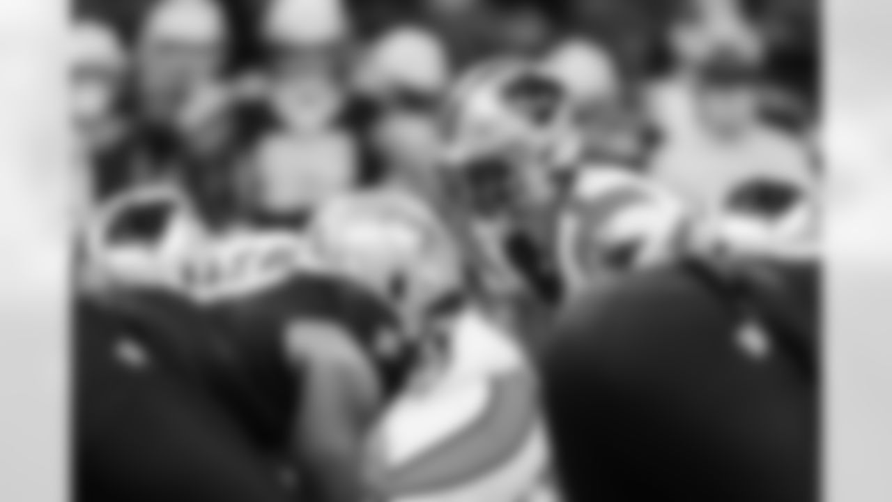 121425_CARatNO_AH308634