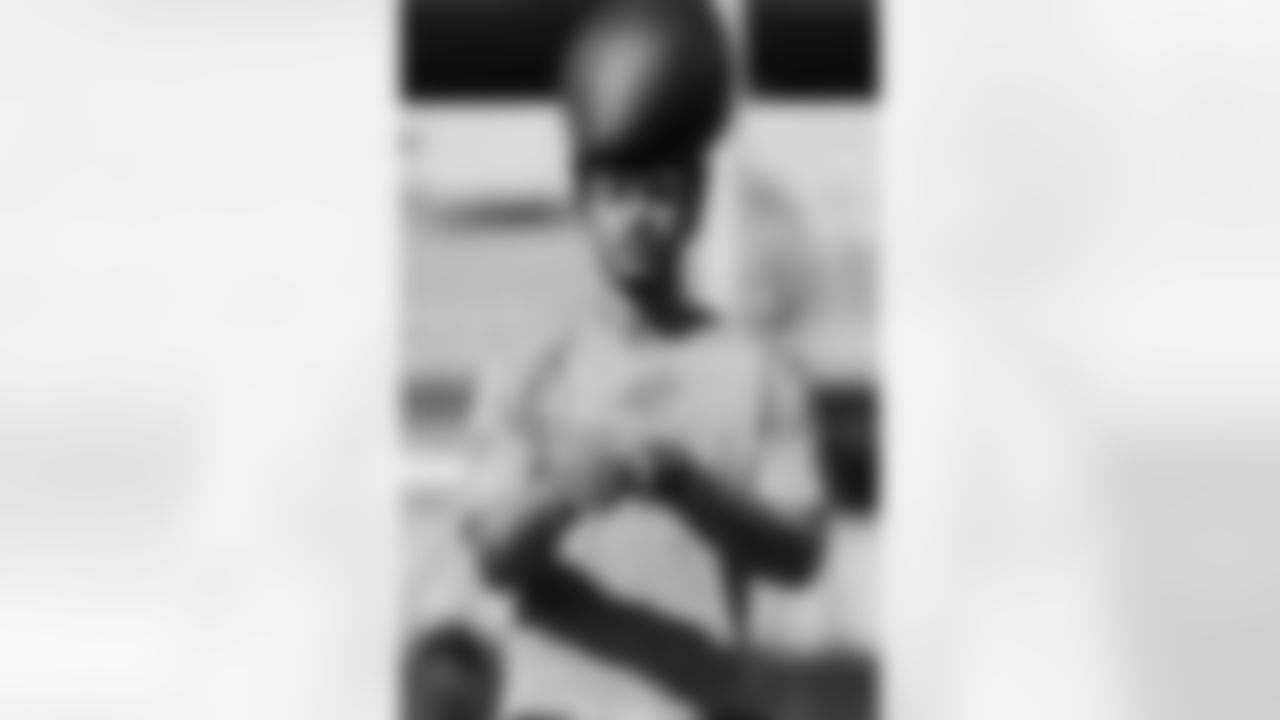 110925_CARvsNO_AS207105