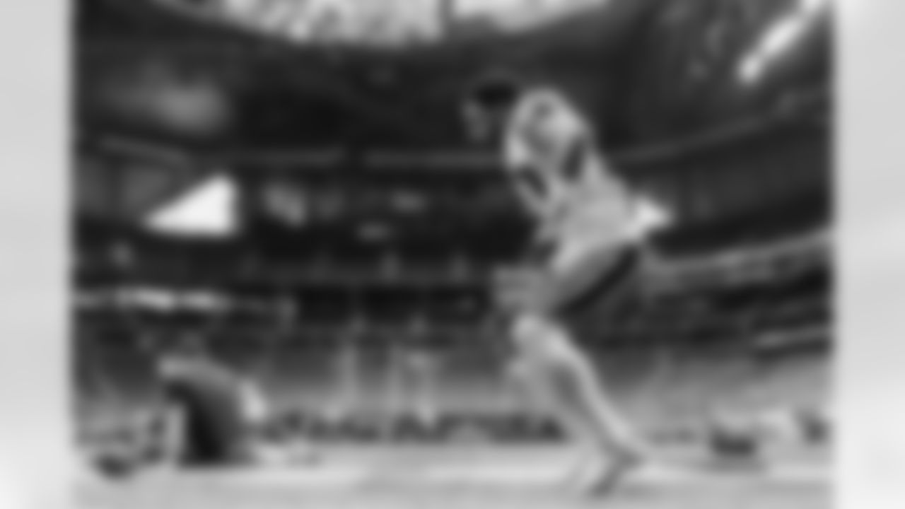 111625_CARatATL_AS208702