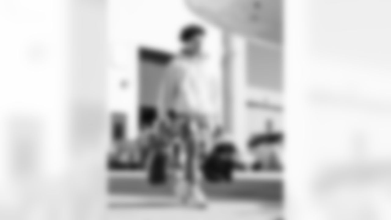 112325_CAR_at_SF_CB_3047