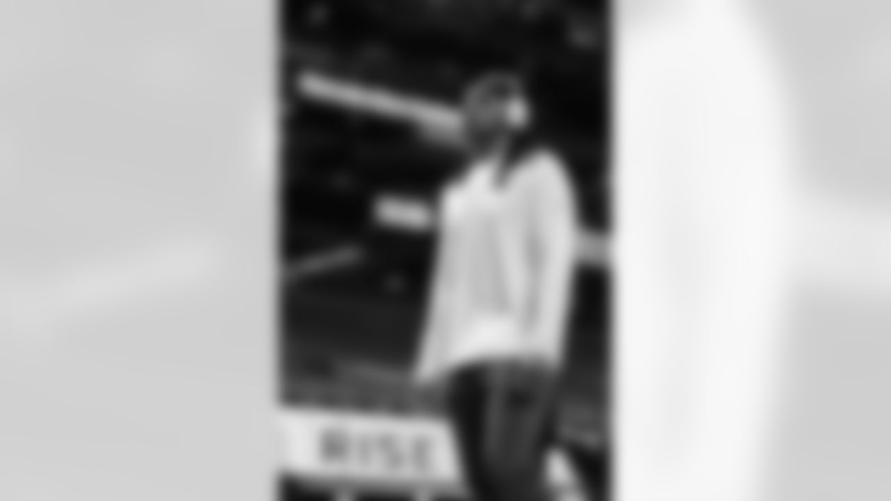 111625_CARatATL_AS301725