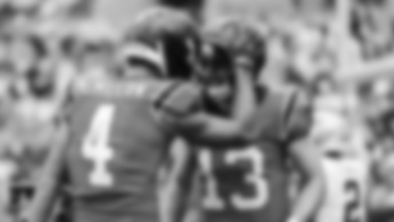 101225_DALvsCAR_HM1_7261-2