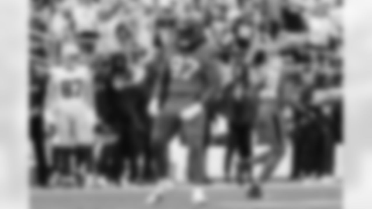 101225_DALvsCAR_AH307879