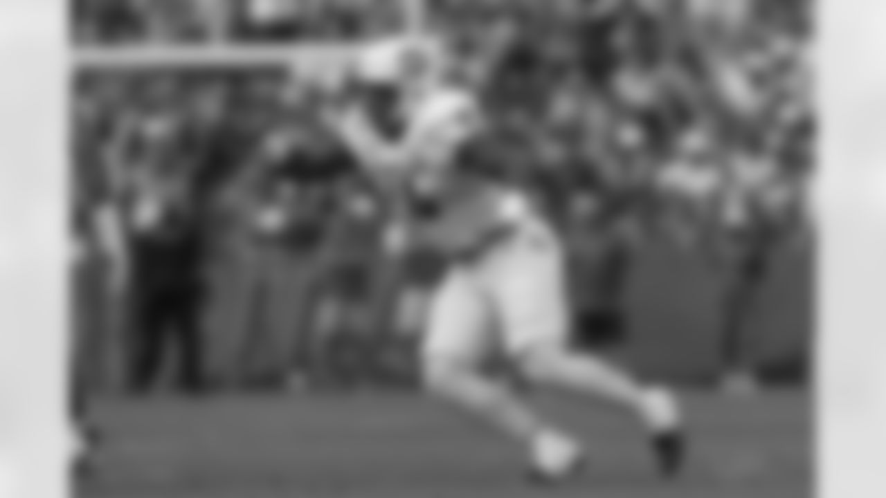 Texas A&M defensive lineman Nic Scourton (11) rushes during an NCAA college football game against Florida, Saturday, Sept. 14, 2024, in Gainesville, Fla. (AP Photo/Gary McCullough)