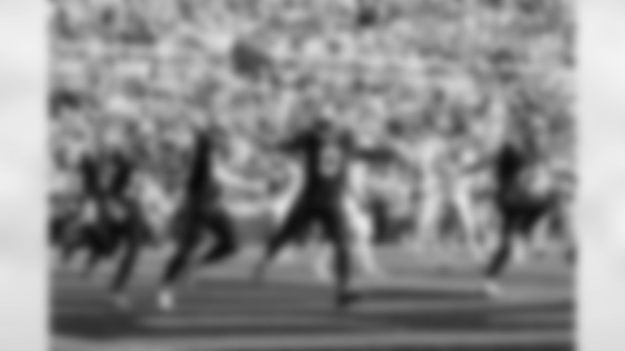 110925_CARvsNO_AH107157