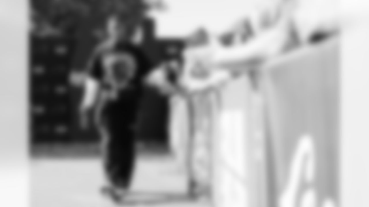 110925_CARvsNO_CB205656