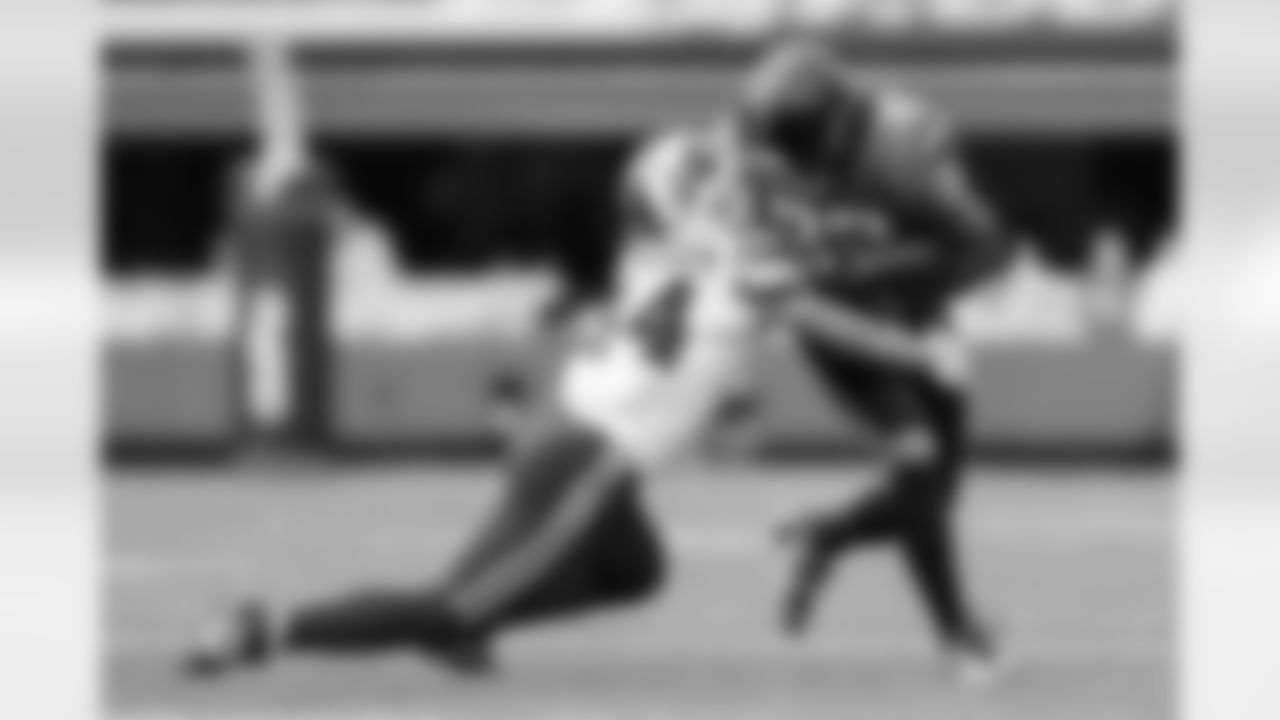 102625_CARvsBUF_AH309876