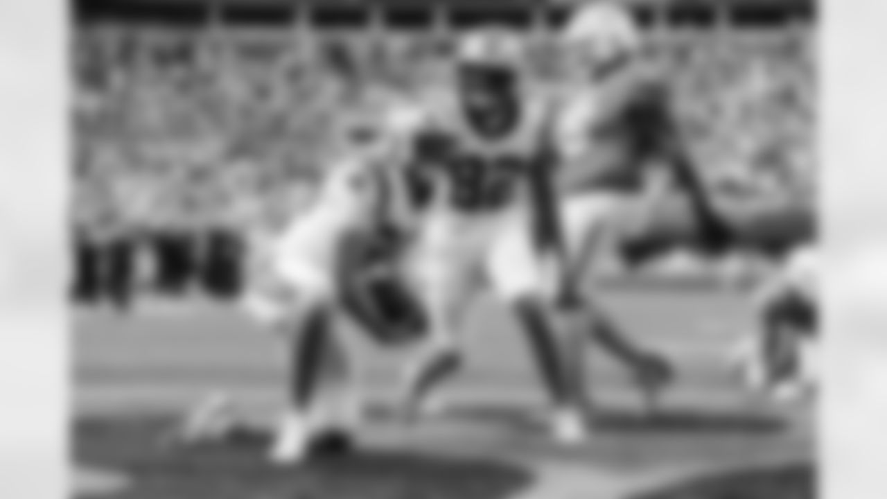 100525_CARvsMIA_LS1_6340
